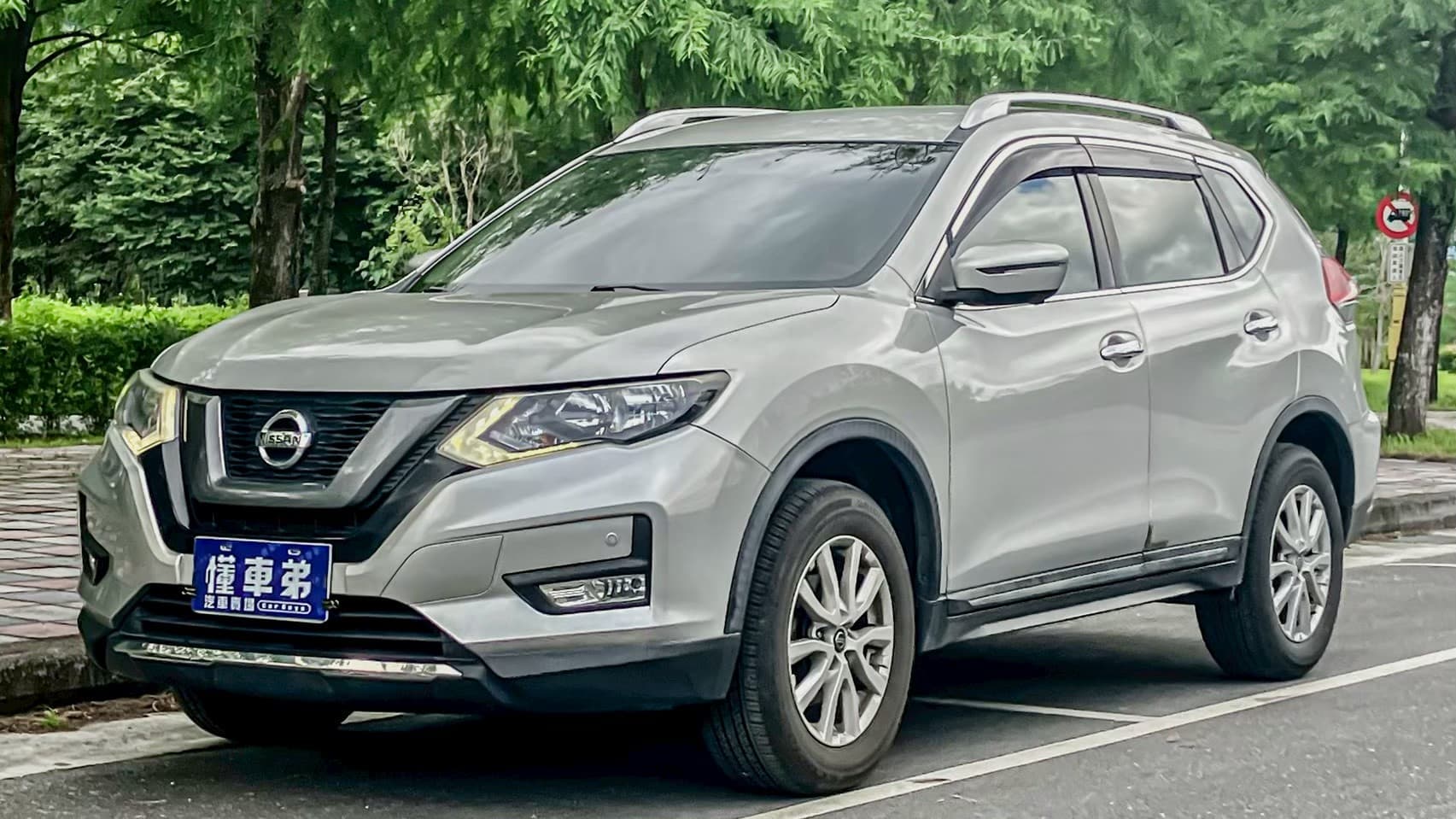 2018 NISSAN X-Trail 玩美影音版 車頭實拍 2018 NISSAN X-Trail 玩美影音版 車頭實拍
