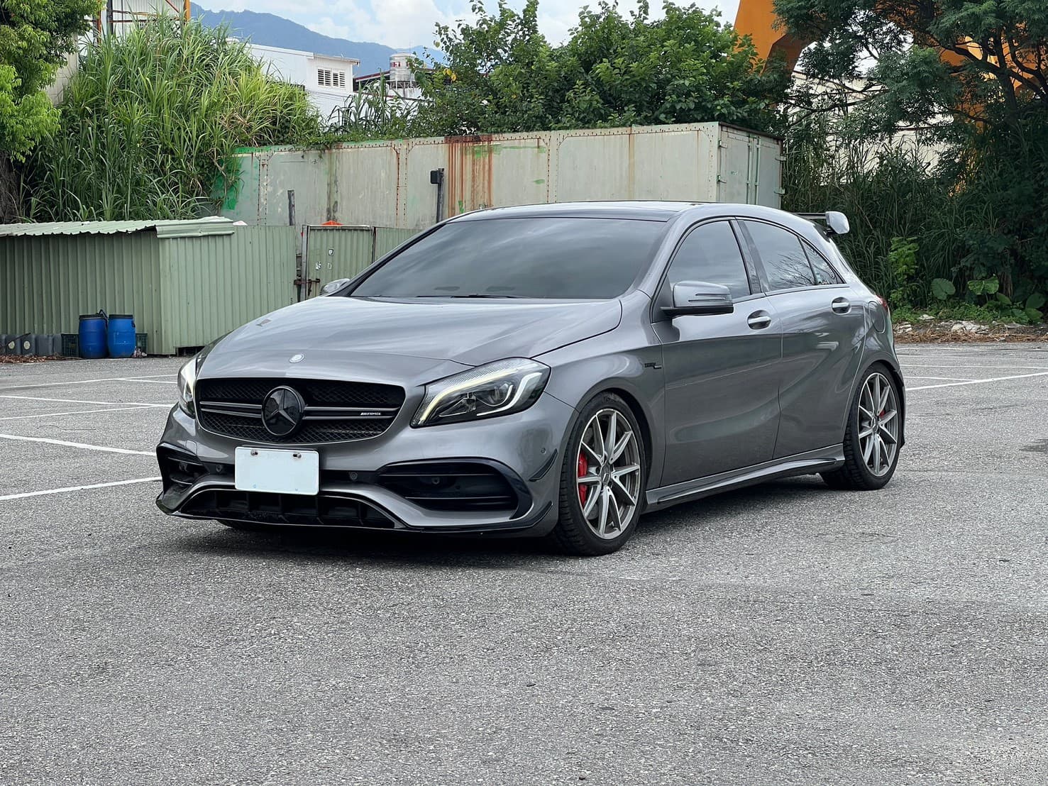 2016 M-BENZ AMG A45 車頭實拍 2016 M-BENZ AMG A45 車頭實拍